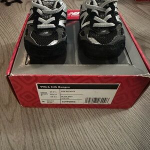 New Balance Kids Sneakers - Black and Gray